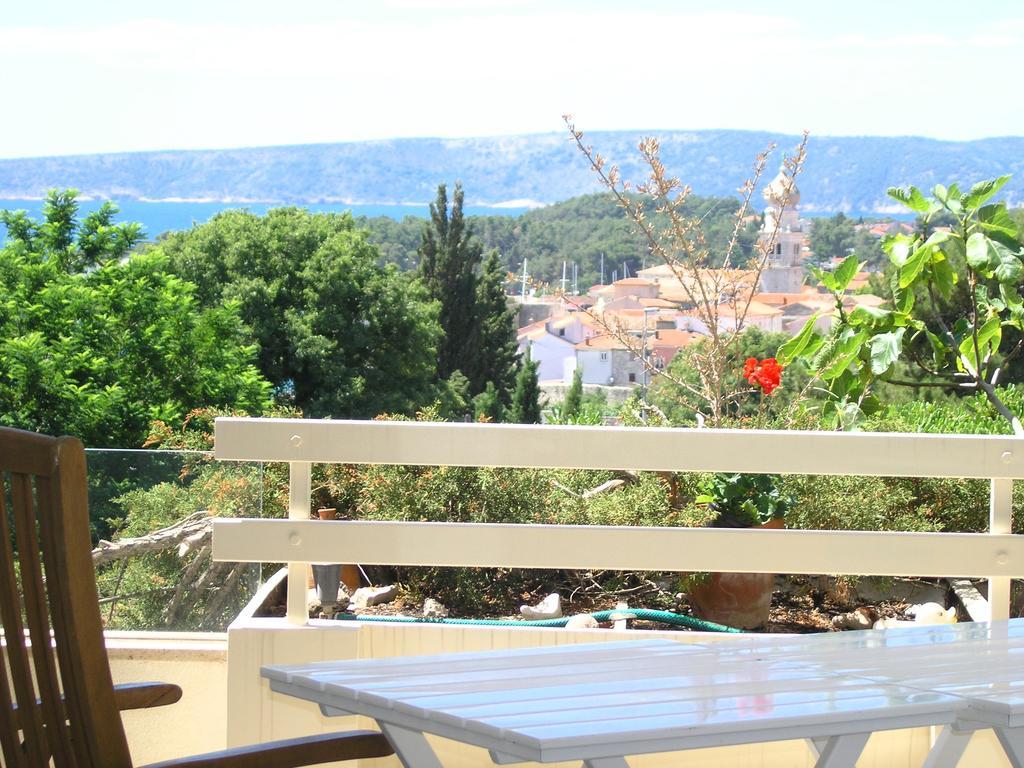 Apartman Kucer Krk Town Exterior photo